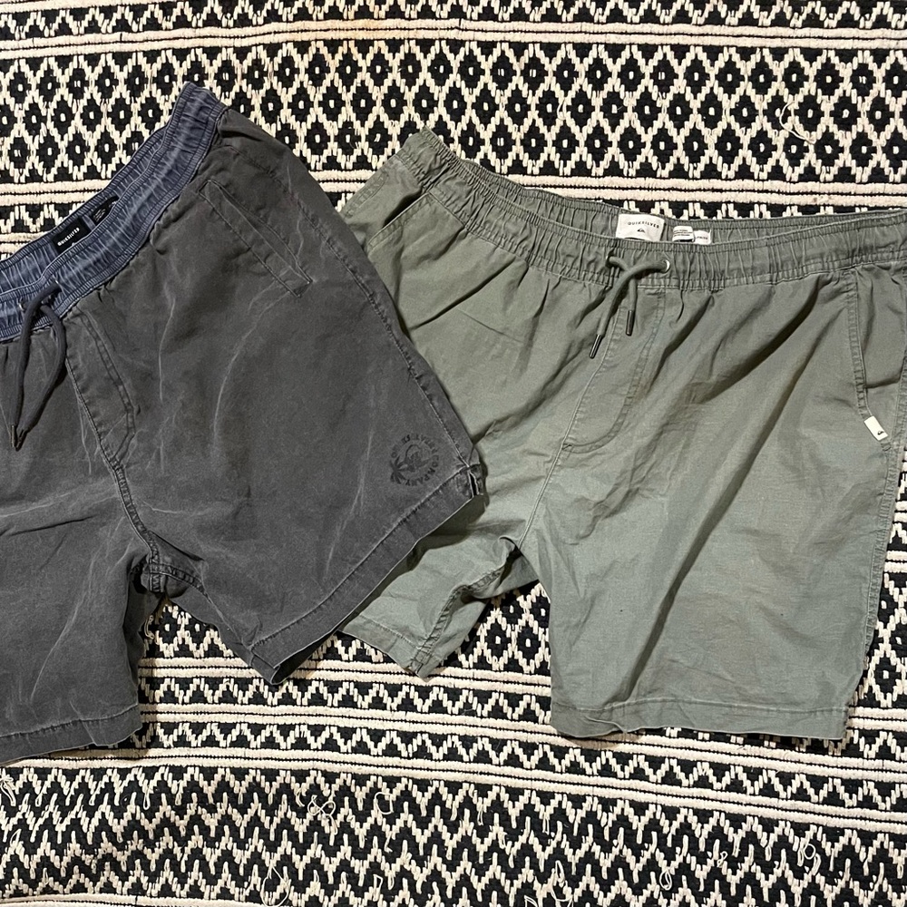 Bundle of 2 pairs of Mens Quicksilver XL Shorts